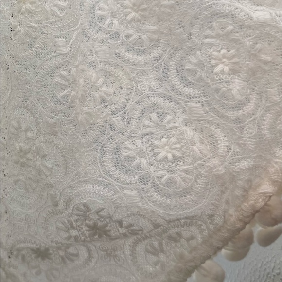 In Loom Tie Front Top w/Lace Sleeves Sz Small NWT - Picture 4 of 11